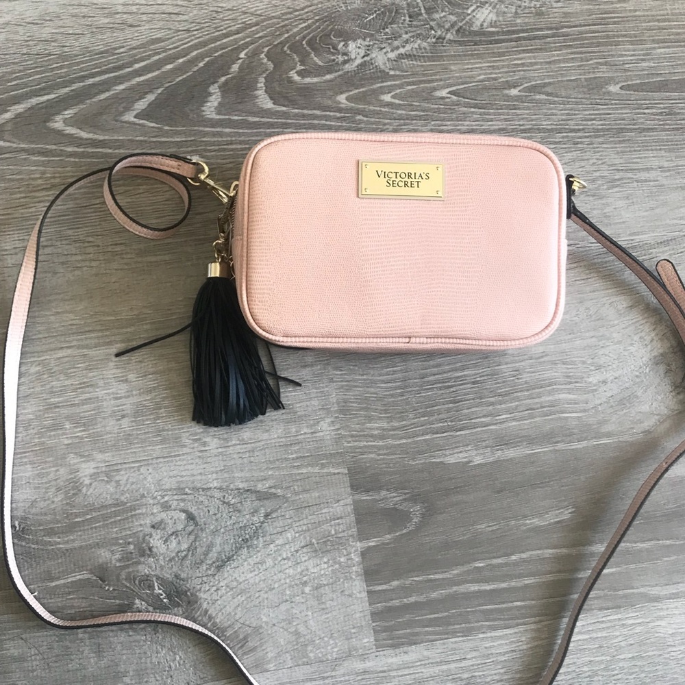 VS Crossbody Purse NWOT